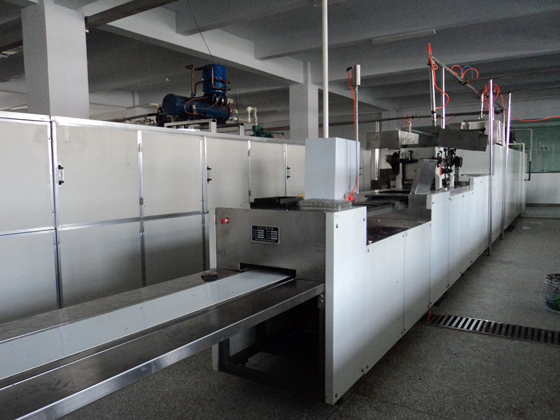 Automatic chocolate deposit production lines chocolate molding machine chocolate making equipment