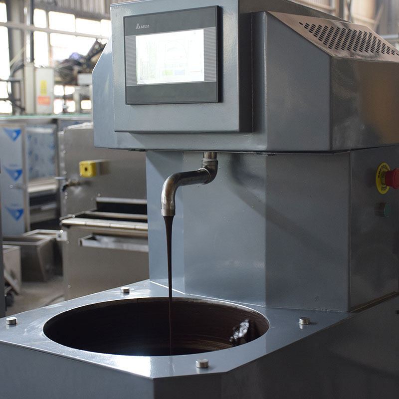 Commercial Chocolate Factory Melting Machines 15kg Chocolate Tempering Machine Automatic