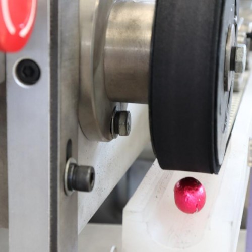 Αυτόματο μηχάνημα συσκευασίας μαξιλαριού σοκολάτας τύπου μαξιλαριού υψηλής ταχύτητας