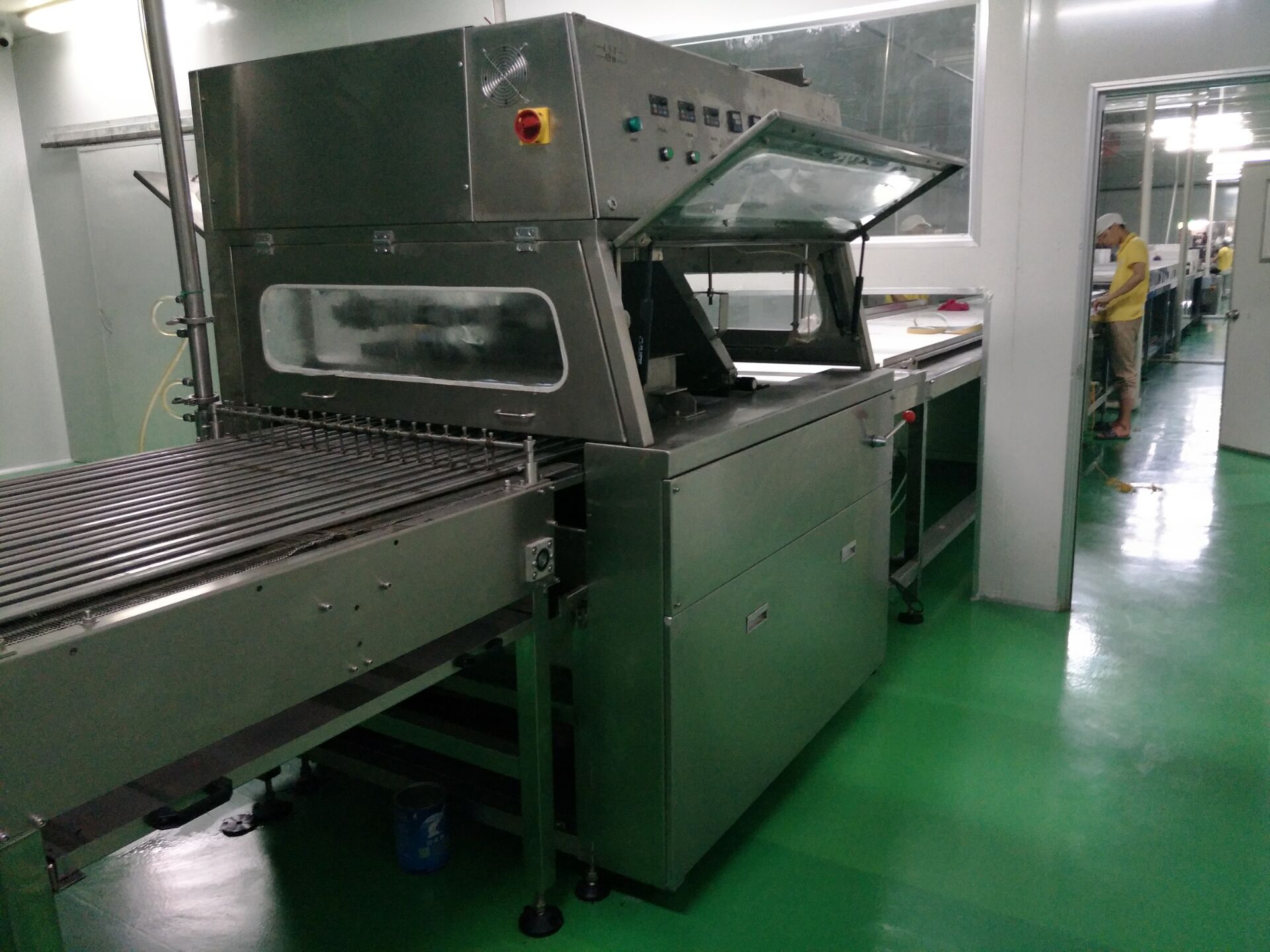 Factory Price Chocolate Enrober For Sale Food Processing Machinery Automatic Packing Machine Peanut Coating Machine