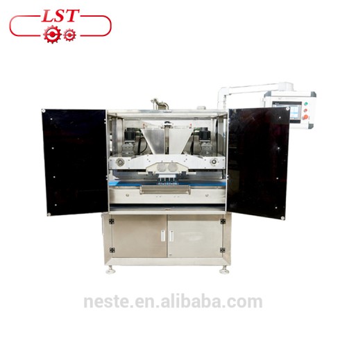 Pouring chocolate molding machine, chocolate moulding line