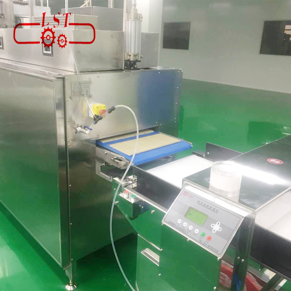 Full automatic chocolate praline tablets making production line price