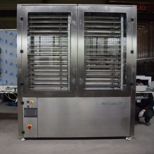 Pequeño túnel de refrixeración vertical LST 275 mm mini máquina de enfriamento de moldeado de chocolate refrigerador vertical para fábrica de alimentos